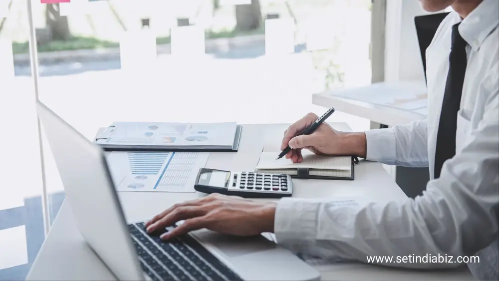 Who need register under Professional Tax Karnataka